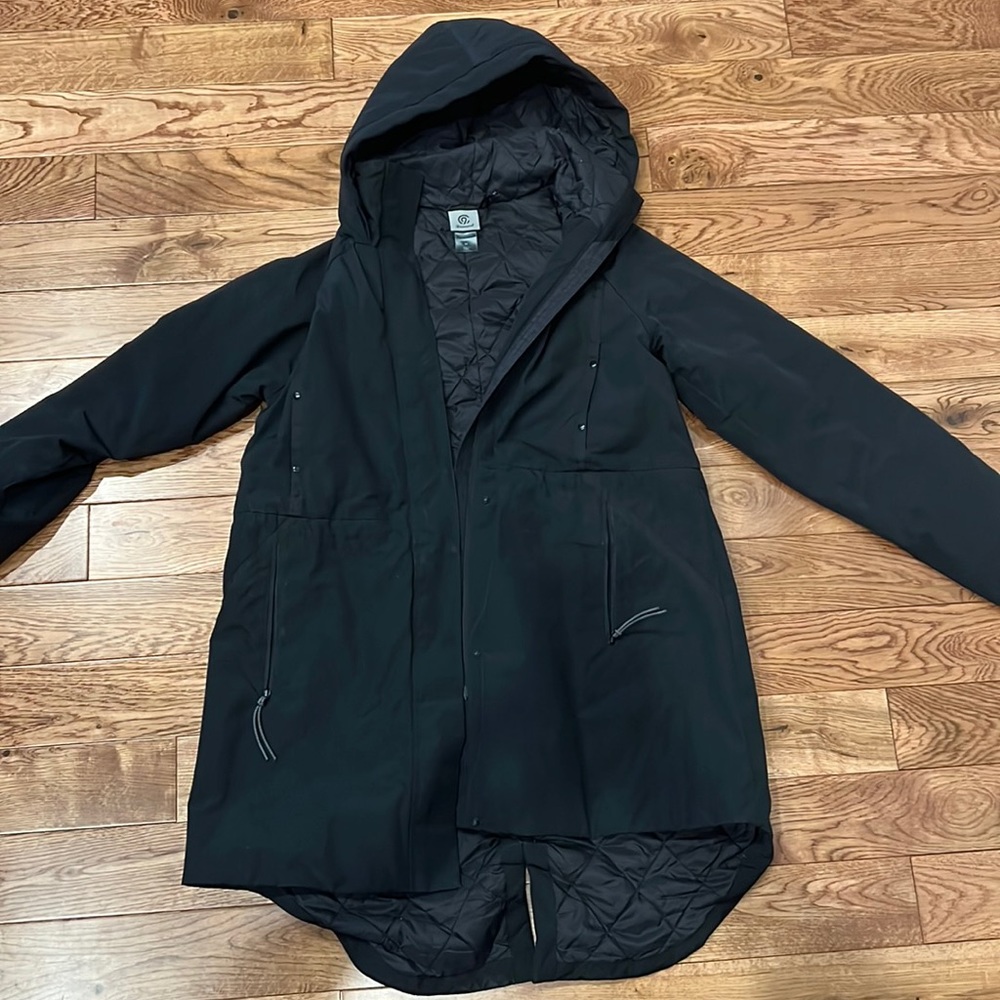 C9 Champion winter jacket Size M. Zips with hood.